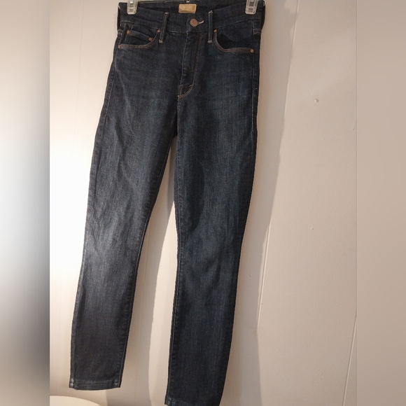 MOTHER The Looker Clean Sweep Denim Jeans - Picture 3 of 11